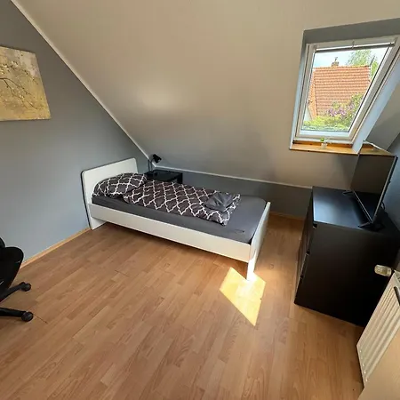 Moeblierte Im Zentrum Ottersbergs Fuer Monteure Und Geschaeftlich Reisende Ls13 Ogr شقة *